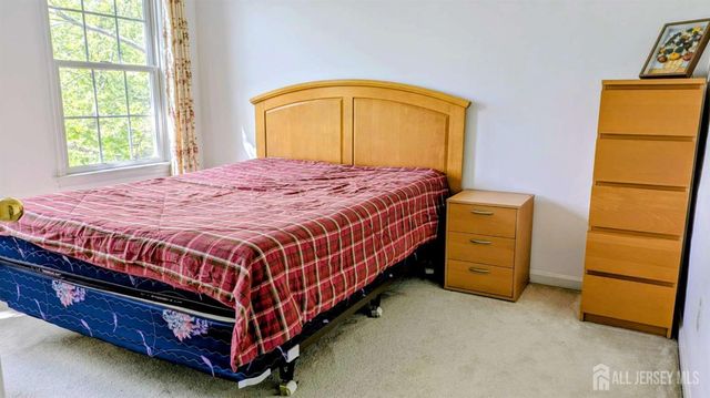 10 Okeson Street, Plainsboro, NJ 08536