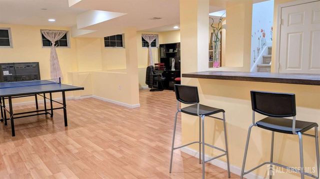 10 Okeson Street, Plainsboro, NJ 08536