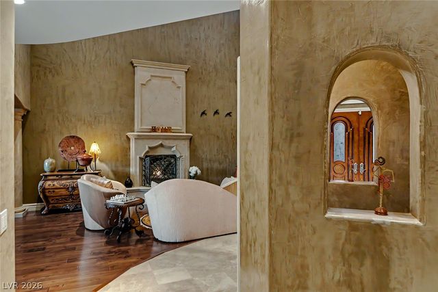 32 Via Siena Place, Henderson, NV 89011