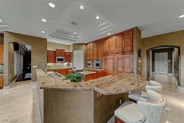 32 Via Siena Place, Henderson, NV 89011