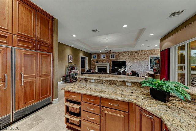 32 Via Siena Place, Henderson, NV 89011