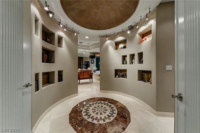 32 Via Siena Place, Henderson, NV 89011