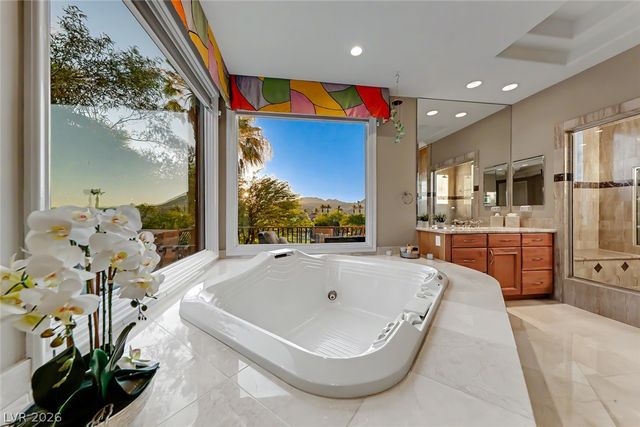 32 Via Siena Place, Henderson, NV 89011