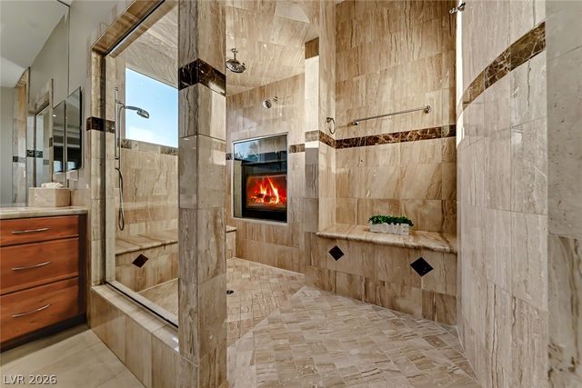 32 Via Siena Place, Henderson, NV 89011