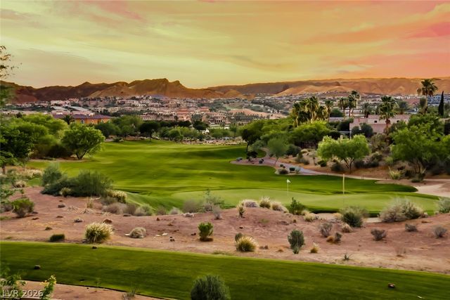 32 Via Siena Place, Henderson, NV 89011