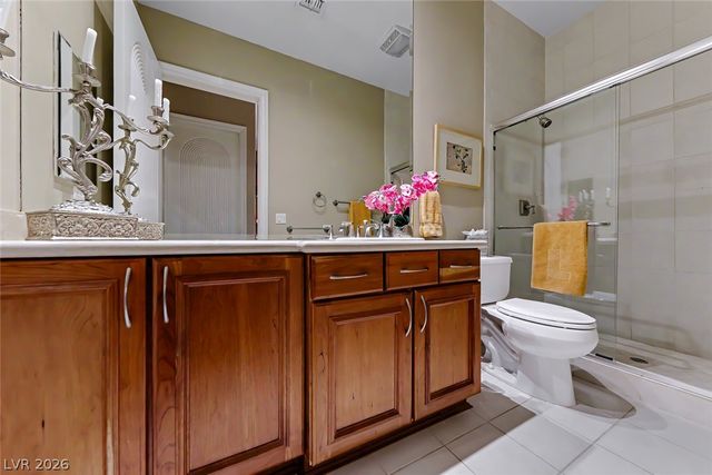 32 Via Siena Place, Henderson, NV 89011