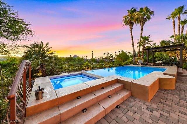 32 Via Siena Place, Henderson, NV 89011