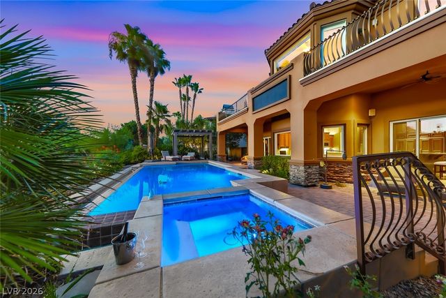 32 Via Siena Place, Henderson, NV 89011