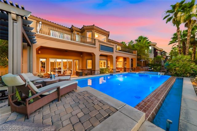 32 Via Siena Place, Henderson, NV 89011