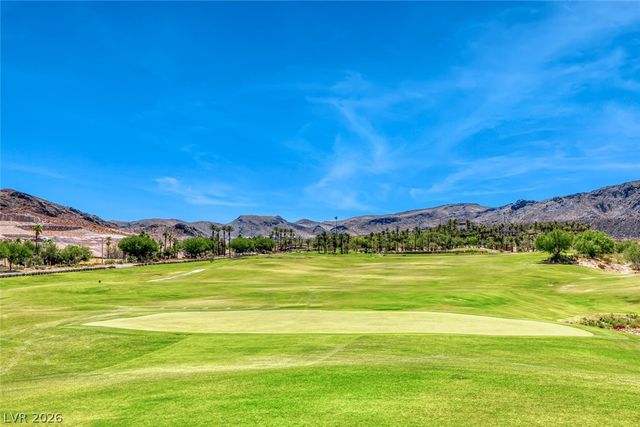 32 Via Siena Place, Henderson, NV 89011