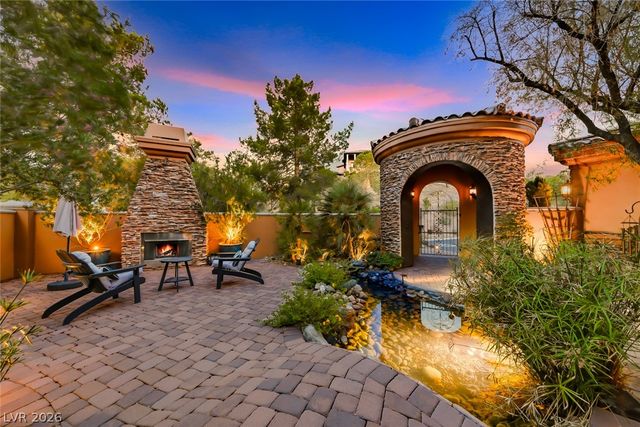 32 Via Siena Place, Henderson, NV 89011