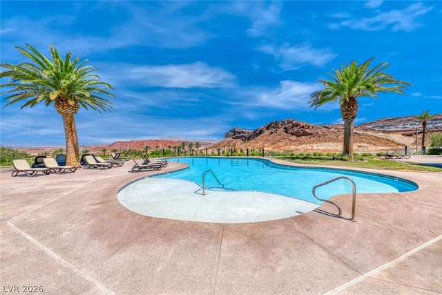 32 Via Siena Place, Henderson, NV 89011