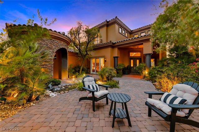 32 Via Siena Place, Henderson, NV 89011