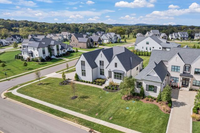 6043 Porters Union Way, Arrington, TN 37014