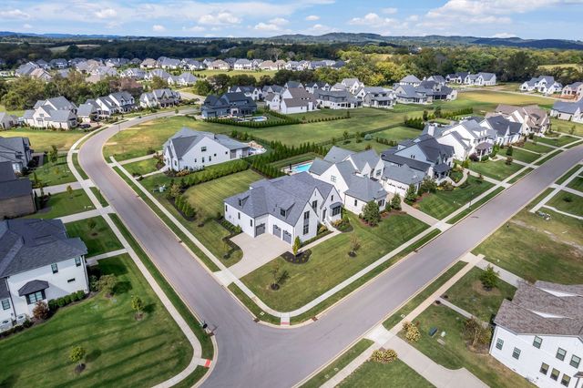 6043 Porters Union Way, Arrington, TN 37014