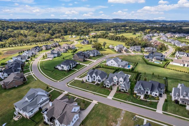 6043 Porters Union Way, Arrington, TN 37014