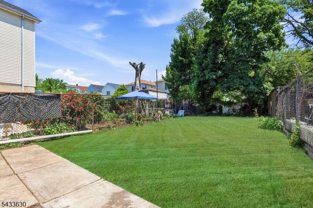194 Hillside Ave, Newark City, NJ 07108