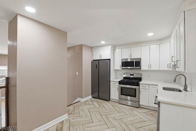 194 Hillside Ave, Newark City, NJ 07108