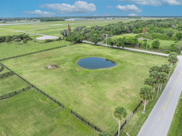 4015 MOORES STATION ROAD, Sanford, FL 32773