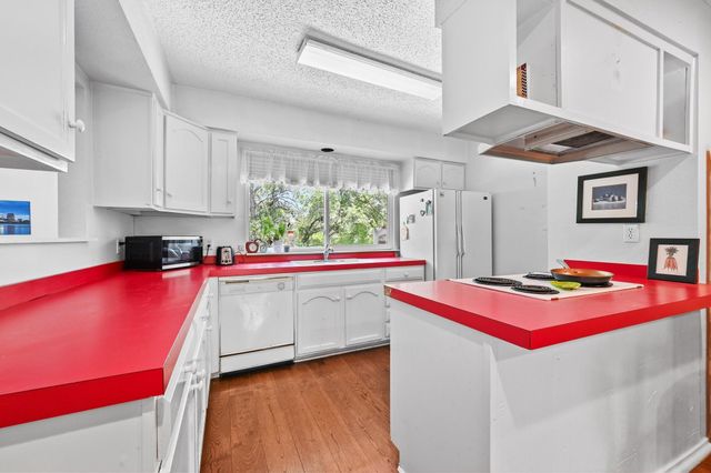 4514 Cliffstone CV, Austin, TX 78735