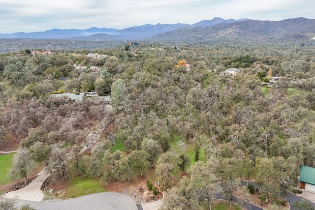 El Camino Robles Road, Redding, CA 96001