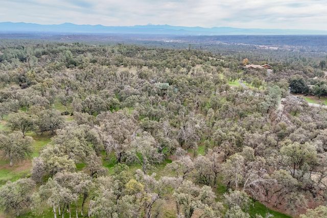 El Camino Robles Road, Redding, CA 96001