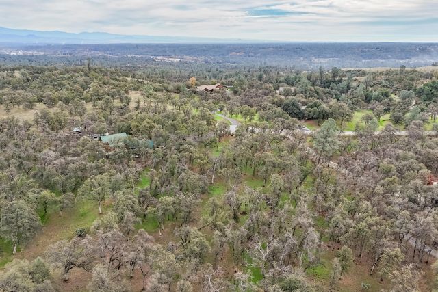 El Camino Robles Road, Redding, CA 96001