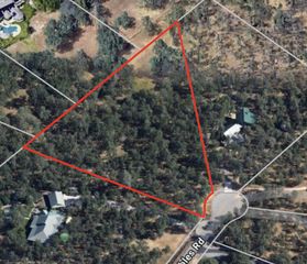 El Camino Robles Road, Redding, CA 96001