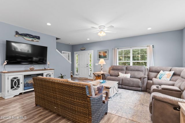 420 Cades Trail, Southport, NC 28461