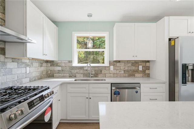 191 Pine NE Street, Fairburn, GA 30213