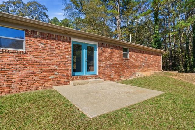 191 Pine NE Street, Fairburn, GA 30213