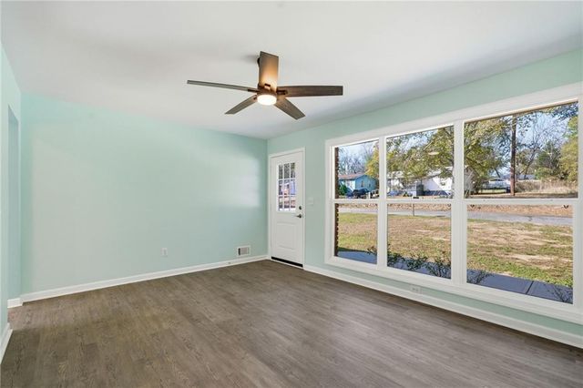 191 Pine NE Street, Fairburn, GA 30213