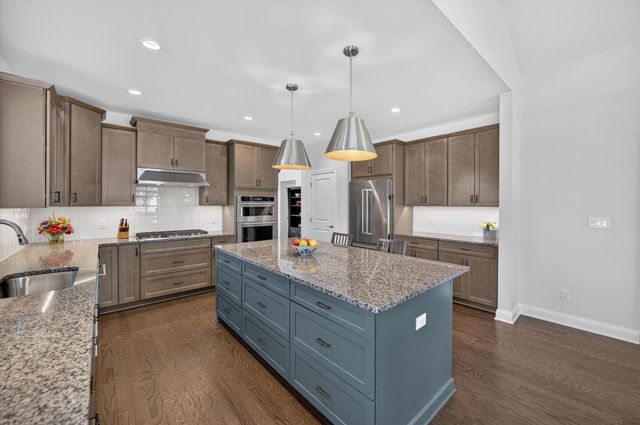 3269 Hayster Drive, Ann Arbor, MI 48105