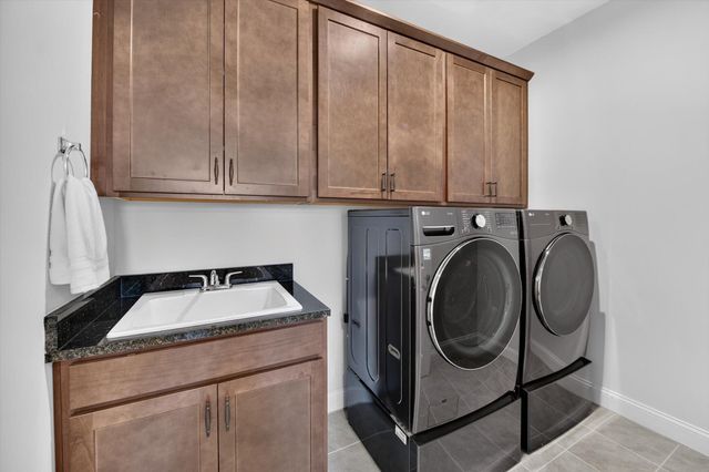 3269 Hayster Drive, Ann Arbor, MI 48105