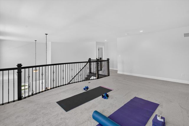 3269 Hayster Drive, Ann Arbor, MI 48105