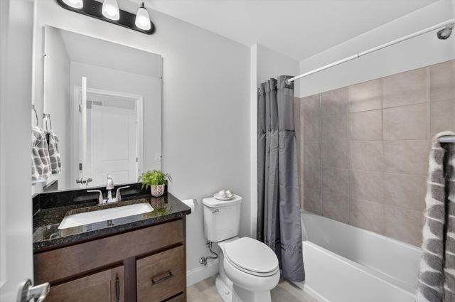 3269 Hayster Drive, Ann Arbor, MI 48105