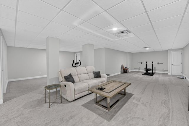 3269 Hayster Drive, Ann Arbor, MI 48105