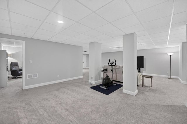 3269 Hayster Drive, Ann Arbor, MI 48105