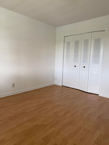 13 KENT A, West Palm Beach, FL 33417