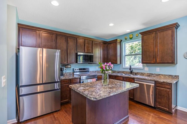9094 Jackies Bend, Reynoldsburg, OH 43068