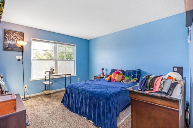 9094 Jackies Bend, Reynoldsburg, OH 43068