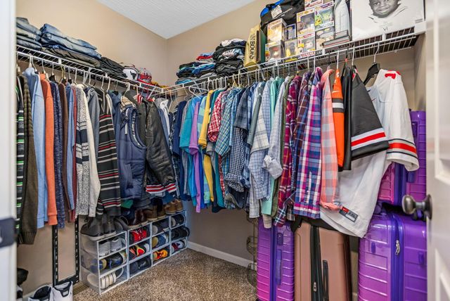 9094 Jackies Bend, Reynoldsburg, OH 43068