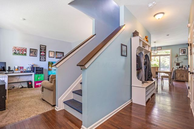 9094 Jackies Bend, Reynoldsburg, OH 43068