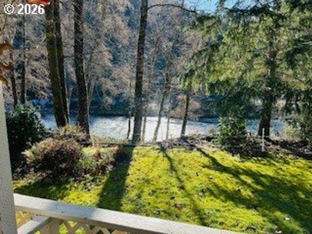 76248 Garden Rd, Oakridge, OR 97463