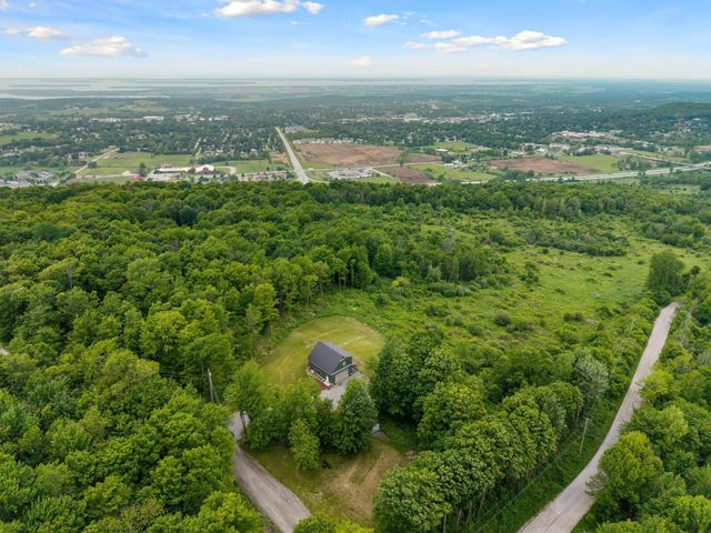 38 Hillcrest Heights, St. Albans Town, VT 05478