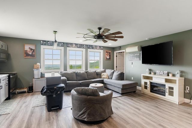 38 Hillcrest Heights, St. Albans Town, VT 05478