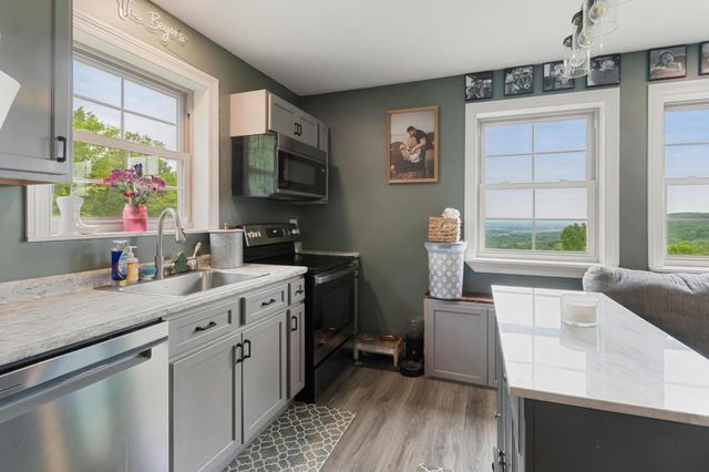 38 Hillcrest Heights, St. Albans Town, VT 05478