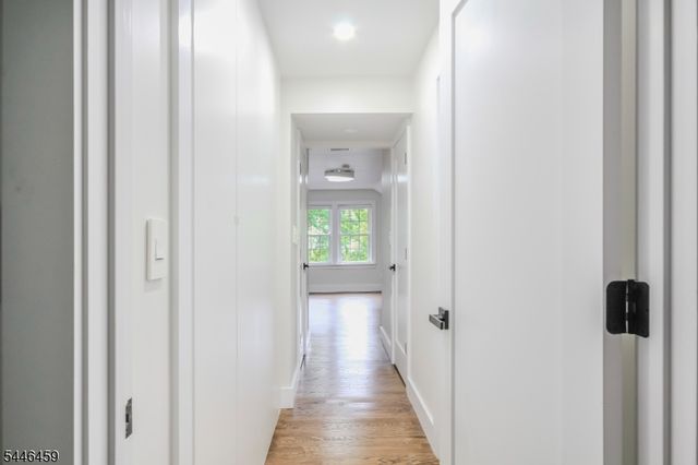 8 Birchwood Rd, North Caldwell Boro, NJ 07006