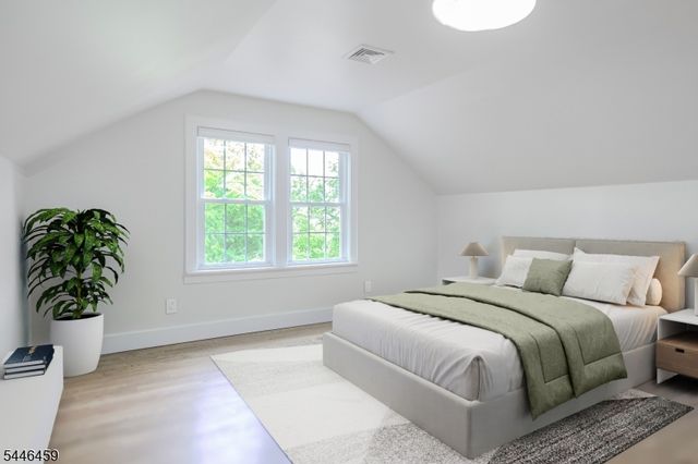 8 Birchwood Rd, North Caldwell Boro, NJ 07006