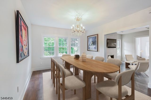 8 Birchwood Rd, North Caldwell Boro, NJ 07006